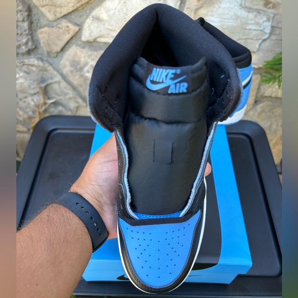 Air Jordan 1 High “UNC Toe” Size 6Y - Picture 10 of 10